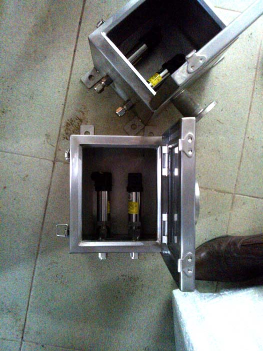 Cargo tunnel pressure sensors and protective boxes
