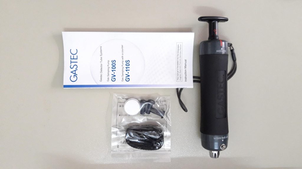 Gastec hand pump with accessories, lubricants