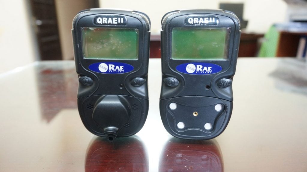 Qrae II gas detector with pump and no pump