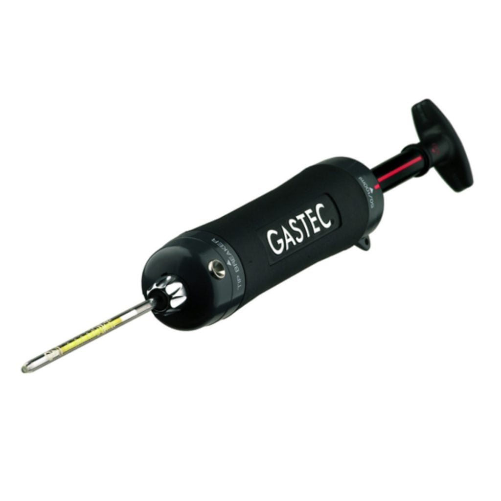 Gastec hand pump using rapid gas test
